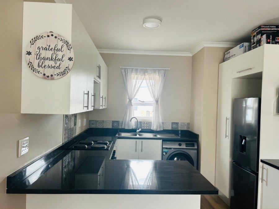 To Let 2 Bedroom Property for Rent in Newton Park Eastern Cape